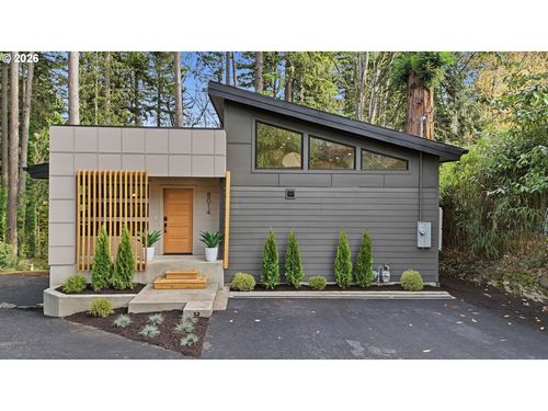 8014 Sw 54th Ave, Portland, OR, 97219-3203 | Card Image