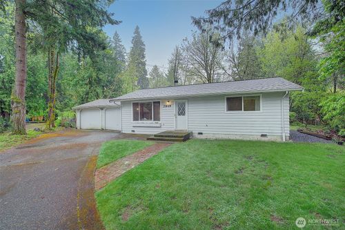 2849 Ne 178th Street, Lake Forest Park, WA, 98155 | Card Image