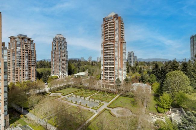 1106 - 7388 Sandborne Avenue, Condo with 2 bedrooms, 2 bathrooms and 1 parking in Burnaby BC | Image 17