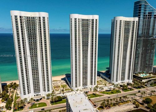 3607-15811 Collins Ave, Sunny Isles Beach, FL, 33160-4881 | Card Image