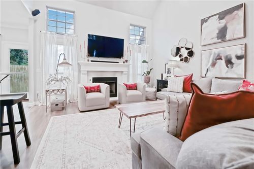 1645 N Rhonda Dr, Fayetteville, AR, 72703-2042 | Card Image