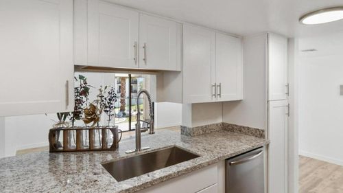 2033-3033 E Devonshire Ave, Phoenix, AZ, 85016-5894 | Card Image