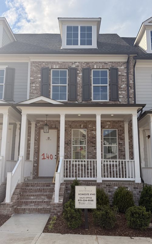 4013 Forestside Dr, Franklin, TN, 37064-4575 | Card Image