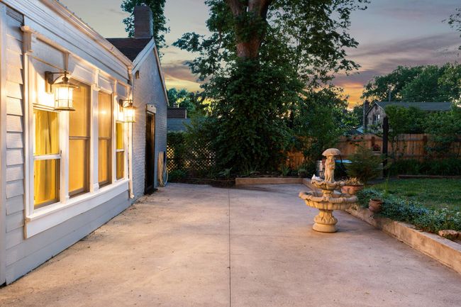 711 E Morgan St, House other with 6 bedrooms, 3 bathrooms and null parking in Boonville MO | Image 67