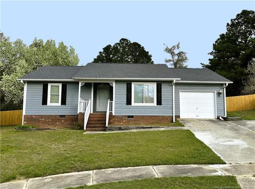 1542 Londonderry Pl, Fayetteville, NC, 28301-2800 | Card Image
