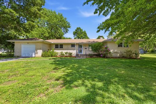 405 Grand Street, Monett, MO, 65708 | Card Image
