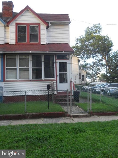 219 Haakon Rd, BROOKLAWN, NJ, 08030-2715 | Card Image