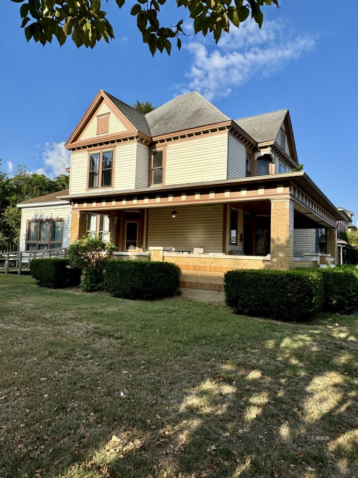 Fayette St, Nelsonville, OH 45764