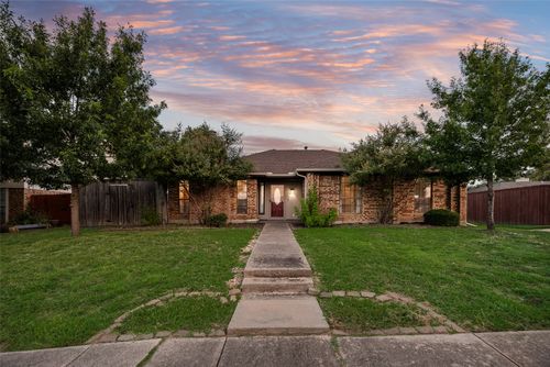 1845 Tiburon Bnd, Lewisville, TX, 75067-3214 | Card Image