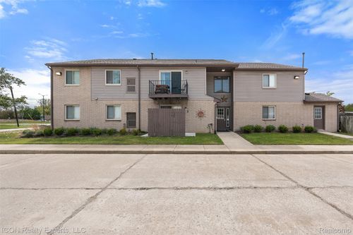5975 Burroughs Ave, Sterling Heights, MI, 48314-2177 | Card Image