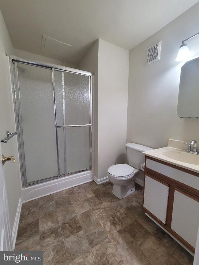 8 - 112 Timberlake Ter, Condo with 2 bedrooms, 2 bathrooms and null parking in STEPHENS CITY VA | Image 10
