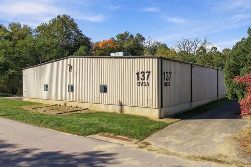 137 Touby Ct, Mansfield, OH, 44902-1070 | Card Image