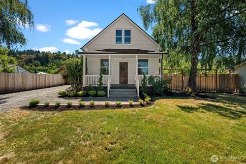 1408 12th Ave Se, Puyallup, WA, 98372-3927 | Card Image
