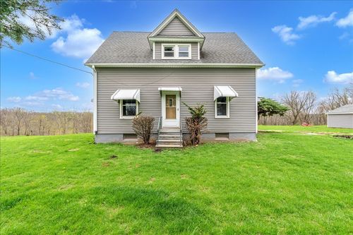 8850 Ridgewood Rd, Rock Island, IL, 61201-7655 | Card Image