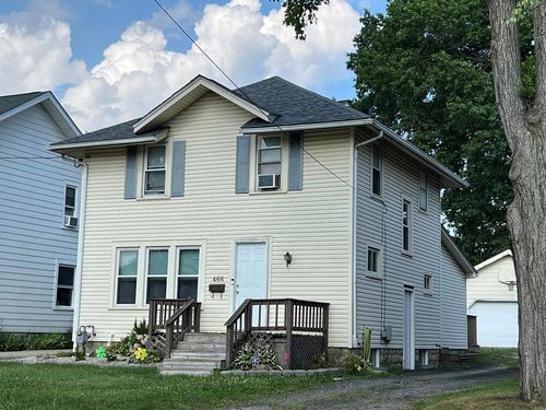 466 Forest St, Marion, OH, 43302-5261 | Card Image