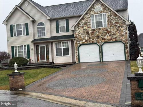 15 Moonlight Ct, NEWARK, DE, 19702-8606 | Card Image