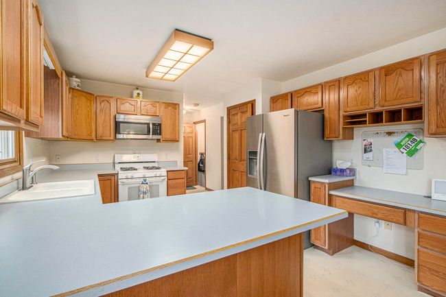 1142 N Peach Ct, House other with 4 bedrooms, 3 bathrooms and null parking in Plainwell MI | Image 7