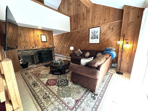 5E Polar Bear N, West Dover, VT, 05356 | Card Image