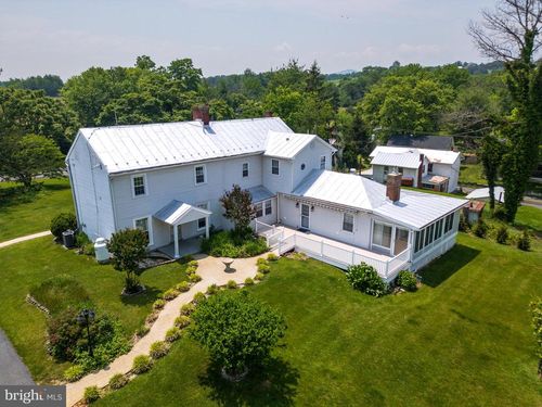 887 Natural Chimneys Rd, MOUNT SOLON, VA, 22843-2213 | Card Image