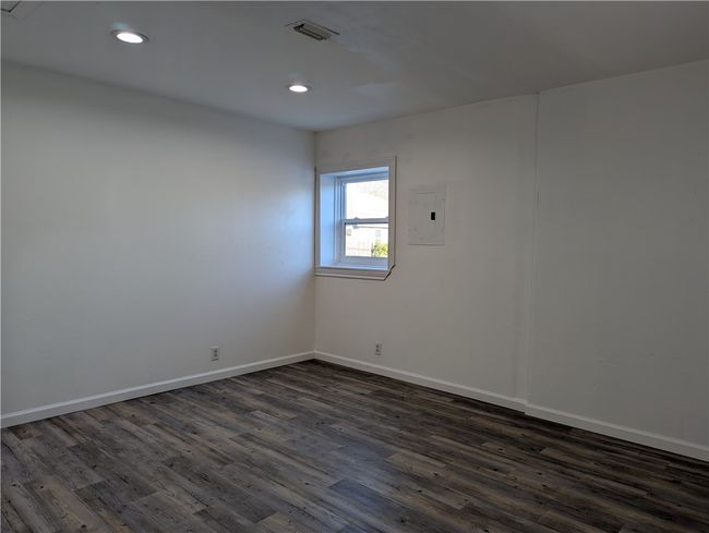 410 E Willis St, House other with 2 bedrooms, 1 bathrooms and null parking in Odem TX | Image 25