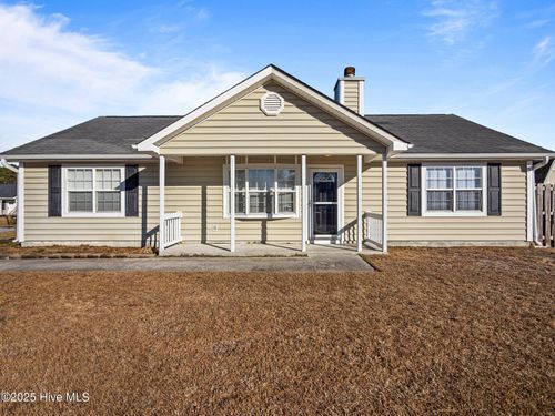 303 Foxridge Ln, Hubert, NC, 28539-4533 | Card Image