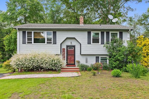 34 Ayers Dr, Canterbury, CT, 06331-1801 | Card Image