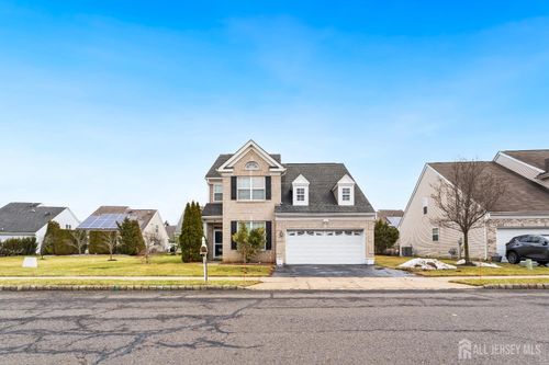 7 Spring Dr, Dayton, NJ, 08810-1635 | Card Image