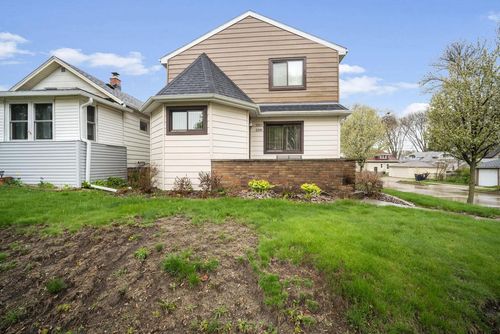 2201 S 74th Street Street, WEST ALLIS, WI, 53219 | Card Image