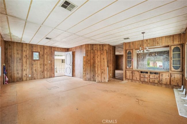 SPC-37 - 2930 W Rialto Ave, Home with 3 bedrooms, 2 bathrooms and null parking in Rialto CA | Image 9