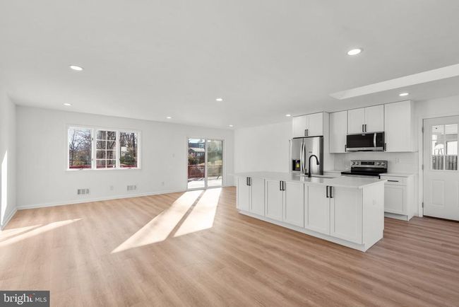 12016 Montague Dr, House other with 4 bedrooms, 3 bathrooms and null parking in LAUREL MD | Image 82