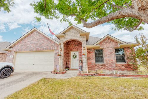 18 Pleasant Vly, Sanger, TX, 76266-5785 | Card Image