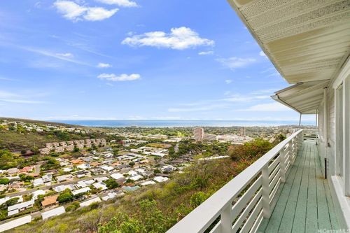 apt-a-1643 Paula Dr, Honolulu, HI, 96816-4369 | Card Image