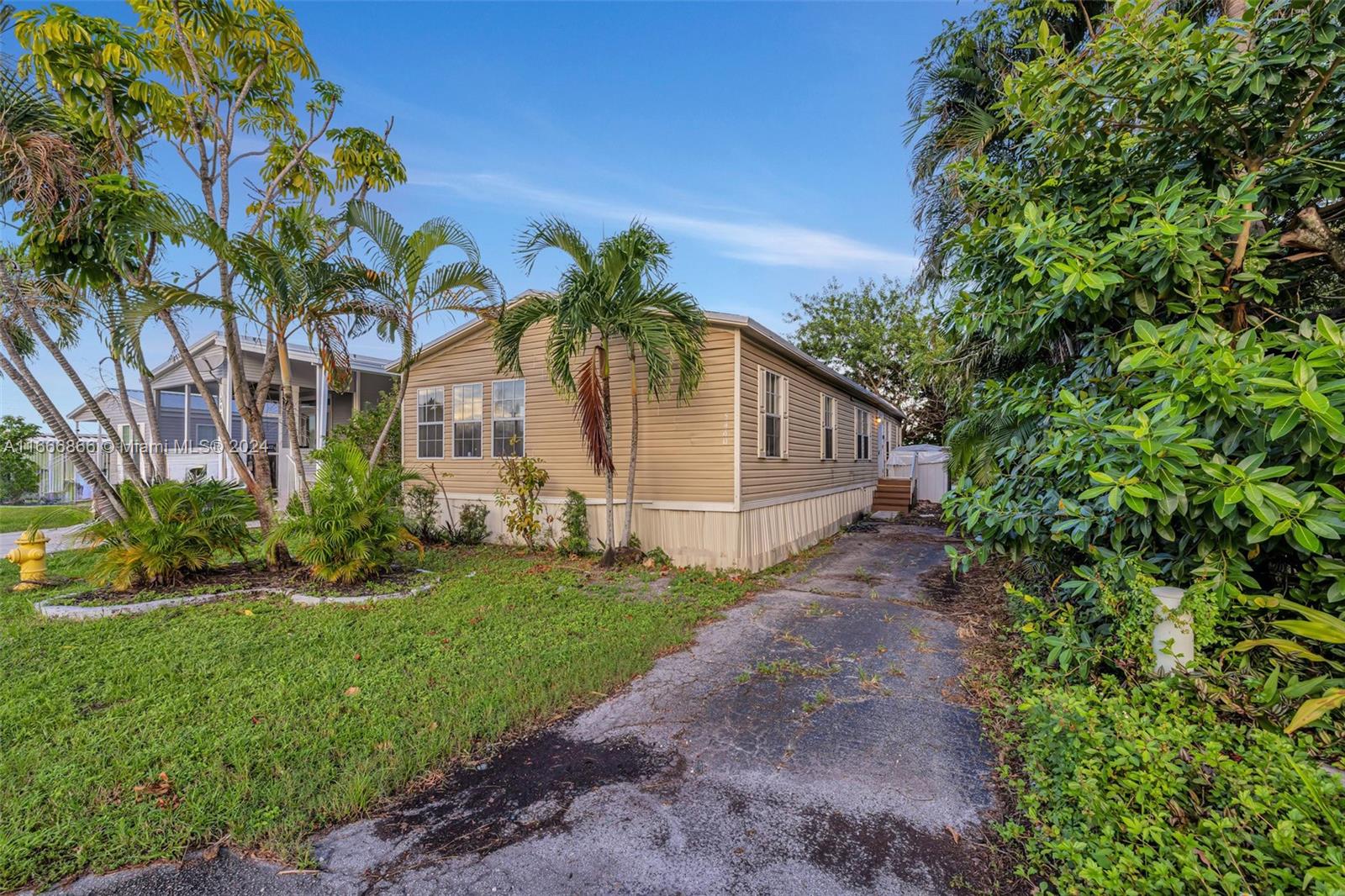 27th Ter, Fort Lauderdale, FL 33312
