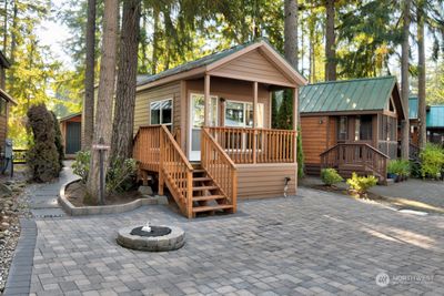 47 MAPLE CABIN | Image 1