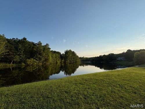 5683 Forest Dr, Hillsboro, MO, 63050-3328 | Card Image
