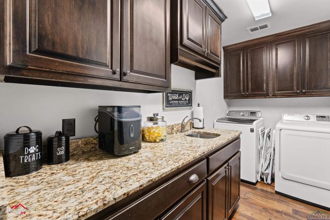 200 Beavers Bend Rd, House other with 4 bedrooms, 2 bathrooms and null parking in Marshall TX | Image 19