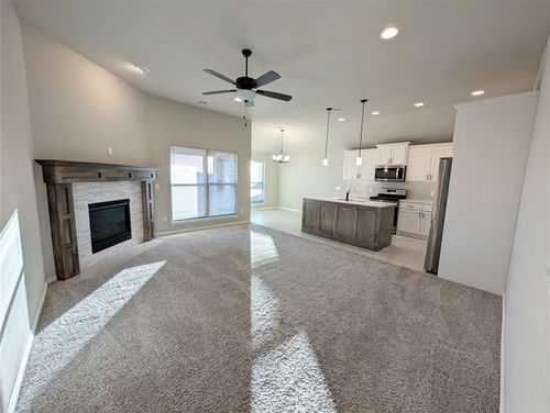 9128 Anaum Ln, Yukon, OK, 73099-3885 | Card Image