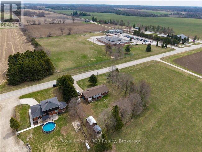 392158 Grey Rd 109, House other with 3 bedrooms, 1 bathrooms and 7 parking in Holstein ON | Image 38