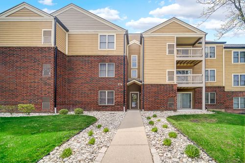 302-124 Glengarry Dr, Bloomingdale, IL, 60108-2318 | Card Image
