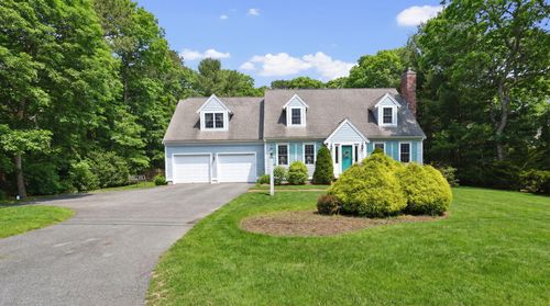 122 Evelyns Dr, Harwich, MA, 02645-1572 | Card Image