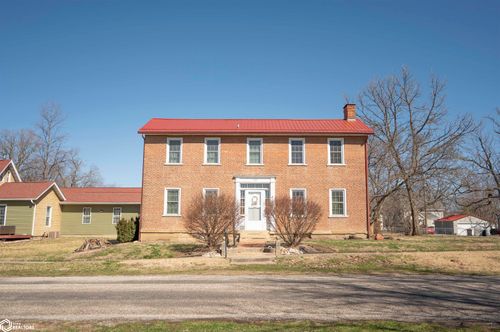 425 Jackson St, Warsaw, IL, 62379-1027 | Card Image