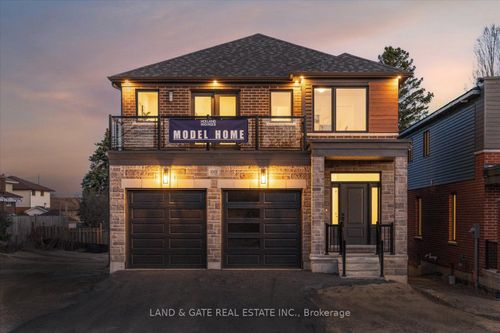 985 Queensdale Ave, Oshawa, ON, L1H0W5 | Card Image