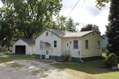 5318 Lafayette Road, Elk Run Heights, IA, 50707 | Card Image