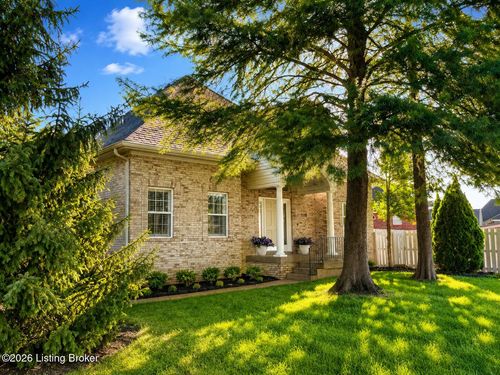 1118 Silvercrest Ln, Louisville, KY, 40223-3798 | Card Image