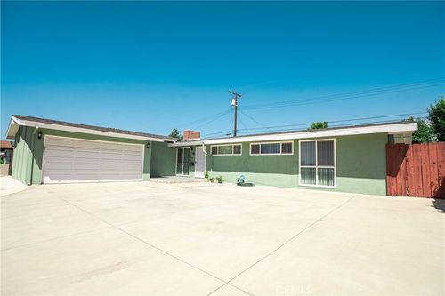 4552 La Deney St, Montclair, CA, 91763 | Card Image