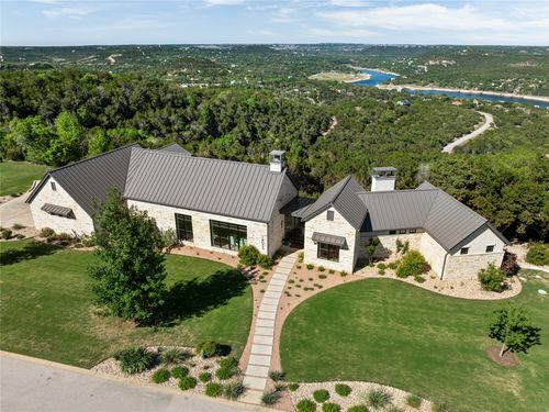 18025 Ranchland Hills Vis, Jonestown, TX, 78645-4648 | Card Image