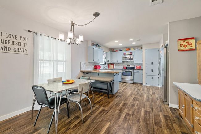 3704 Del Rio Ct, House other with 3 bedrooms, 2 bathrooms and 4 parking in Georgetown TX | Image 5