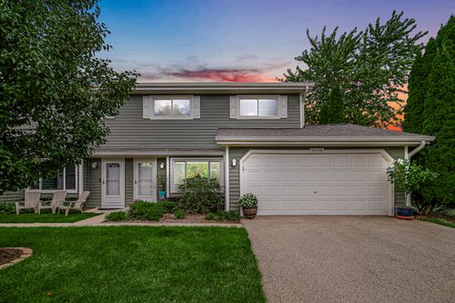34036 White Oak Ln, Gurnee, IL, 60031 | Card Image