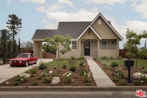 1108 E Palm Street, Altadena, CA, 91001 | Card Image