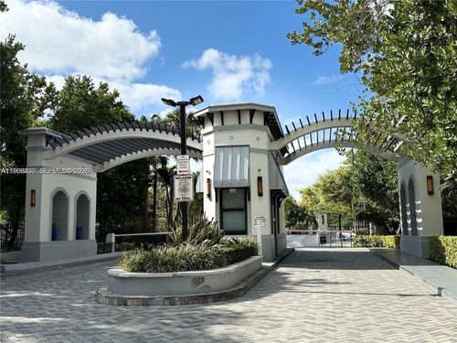 505-245 Poinciana Dr, Sunny Isles Beach, FL, 33160-4520 | Card Image